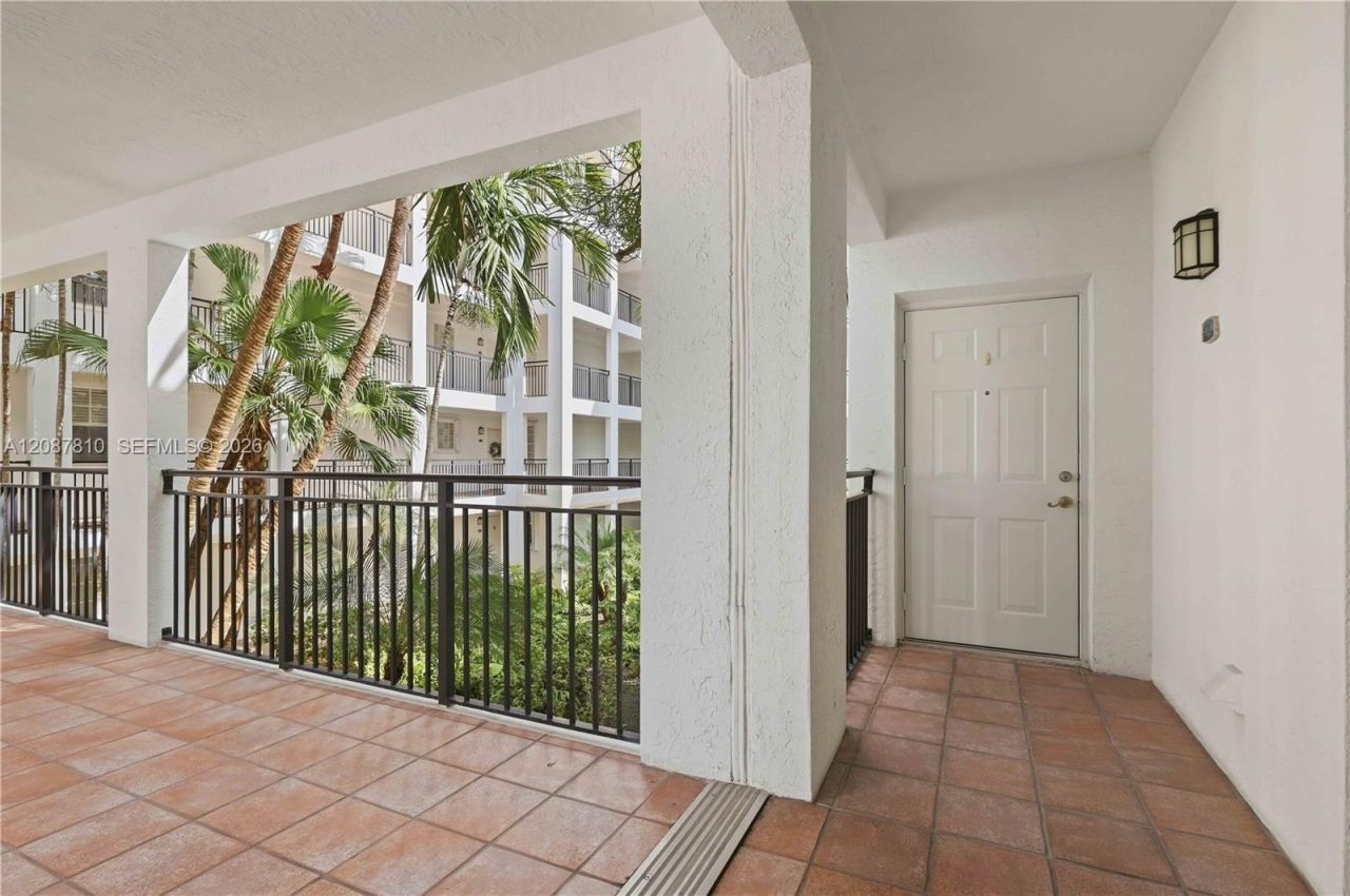 3255 NE 184th St , Unit 12219, Aventura, FL 33160 Photo