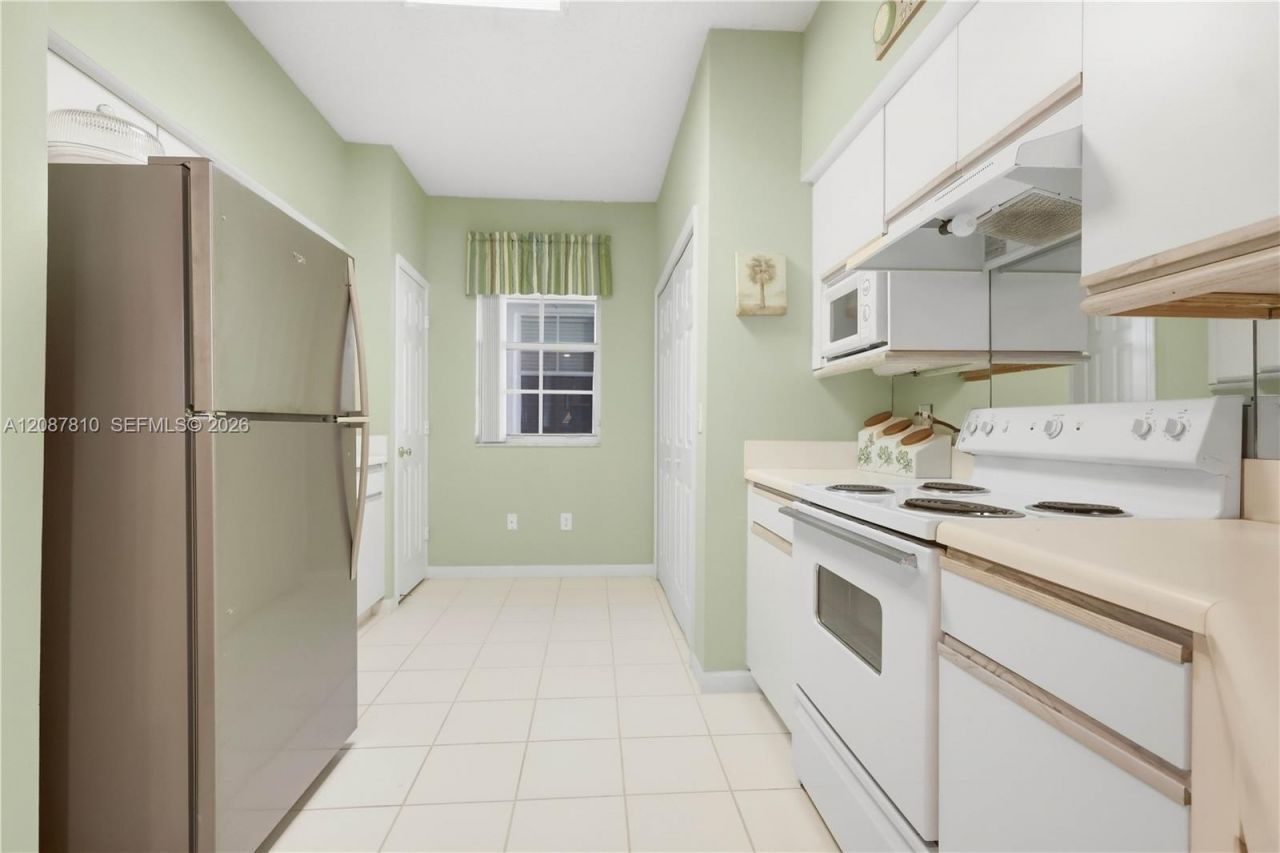 3255 NE 184th St , Unit 12219, Aventura, FL 33160 Photo