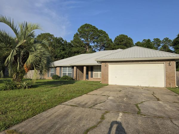 1682 Village Parkway, Gulf Breeze, FL 32563