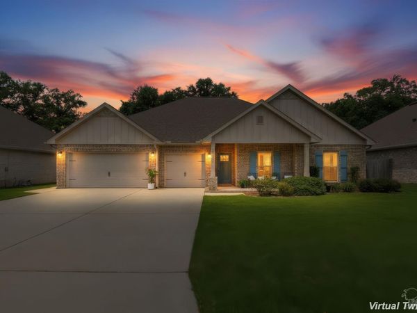 5909 Cherry Hill Cir, Pace, FL 32571