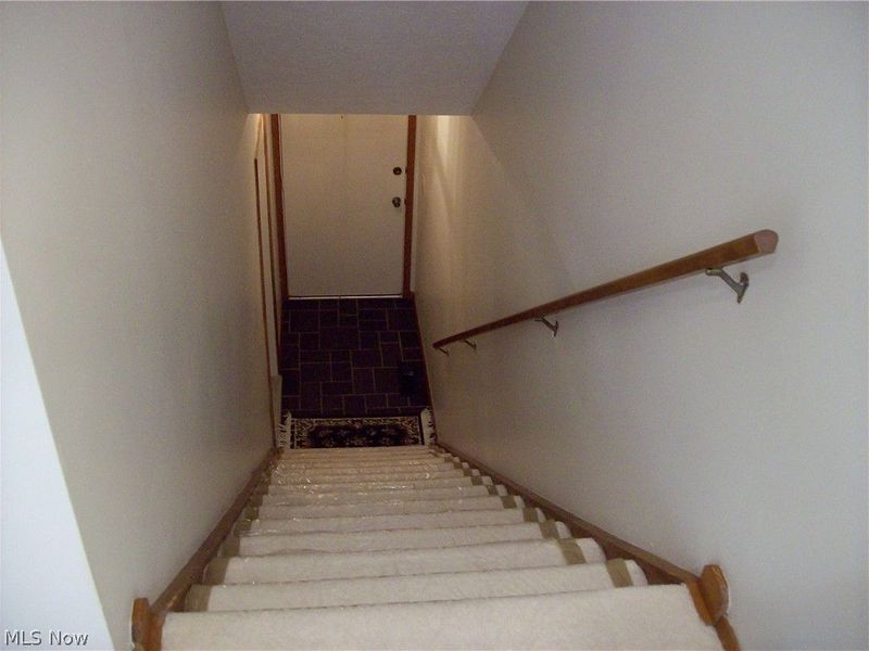 32665 Willow Brook Lane, North Ridgeville, OH 44039 Photo 2