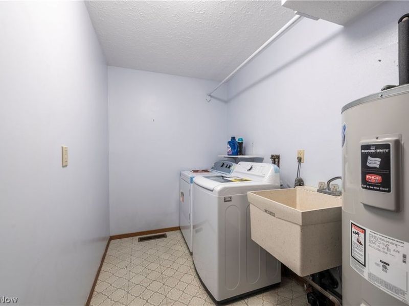 32665 Willow Brook Lane, North Ridgeville, OH 44039 Photo 33