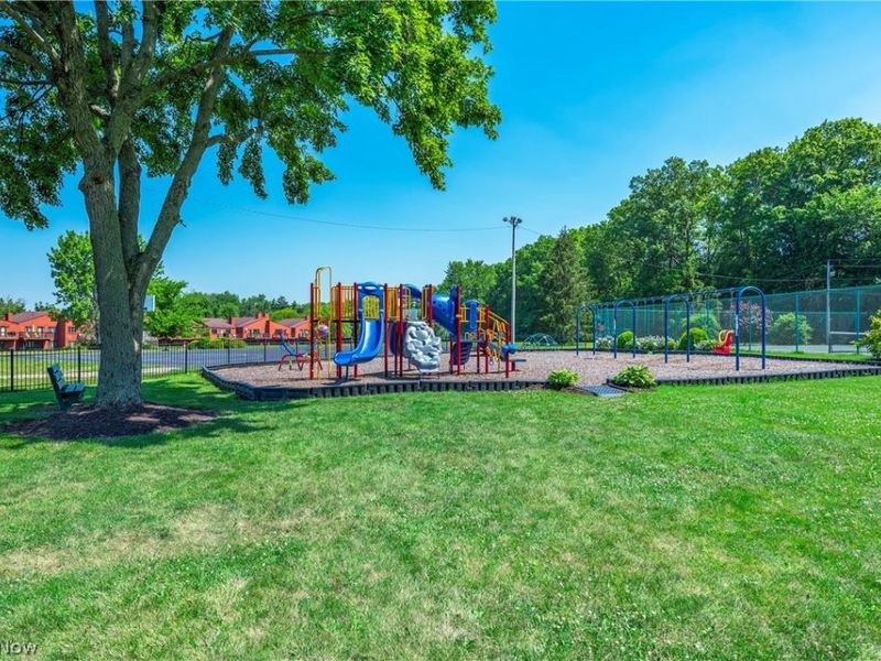 32665 Willow Brook Lane, North Ridgeville, OH 44039 Photo 45