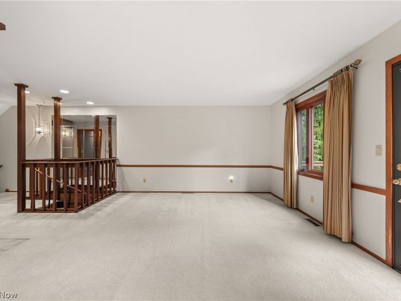 32665 Willow Brook Lane, North Ridgeville, OH 44039 Photo 9