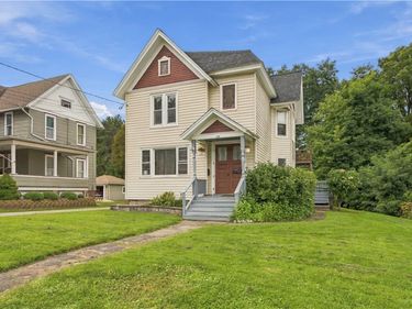 103 S Main Street , Holley, NY 14470