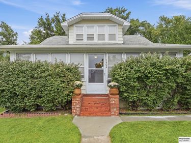 5404 Pacific Street, Omaha, NE 68106