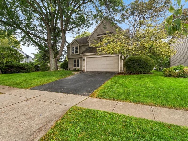 7313 Mapleleaf Boulevard, Columbus, OH 43235 Photo 4