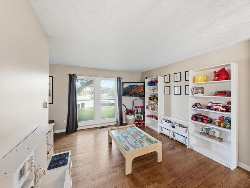 7313 Mapleleaf Boulevard, Columbus, OH 43235 Photo 46