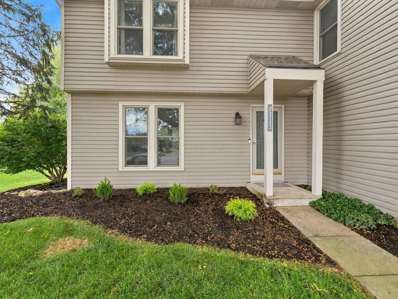 7313 Mapleleaf Boulevard, Columbus, OH 43235 Photo 7