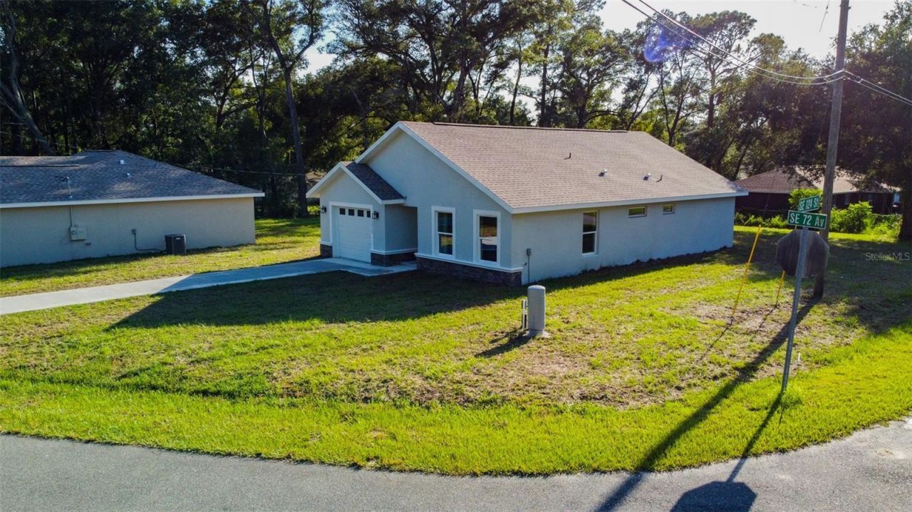 12412 SE 72 Avenue , Belleview, FL 34420 Photo