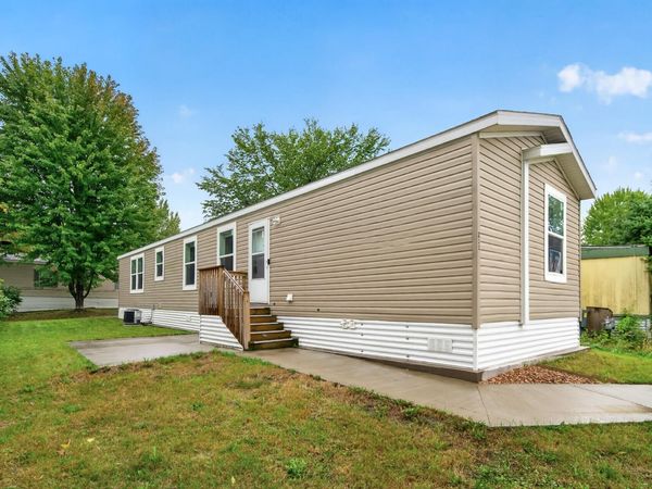 14750 W Burnsville Parkway, Unit 211, Burnsville, MN 55306