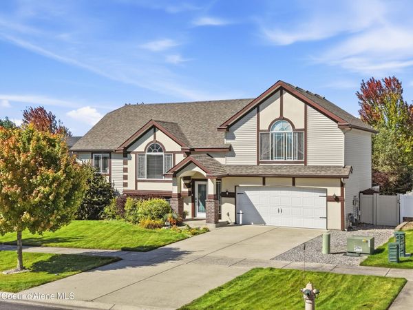 1484 E Bobwhite Ln, Post Falls, ID 83854