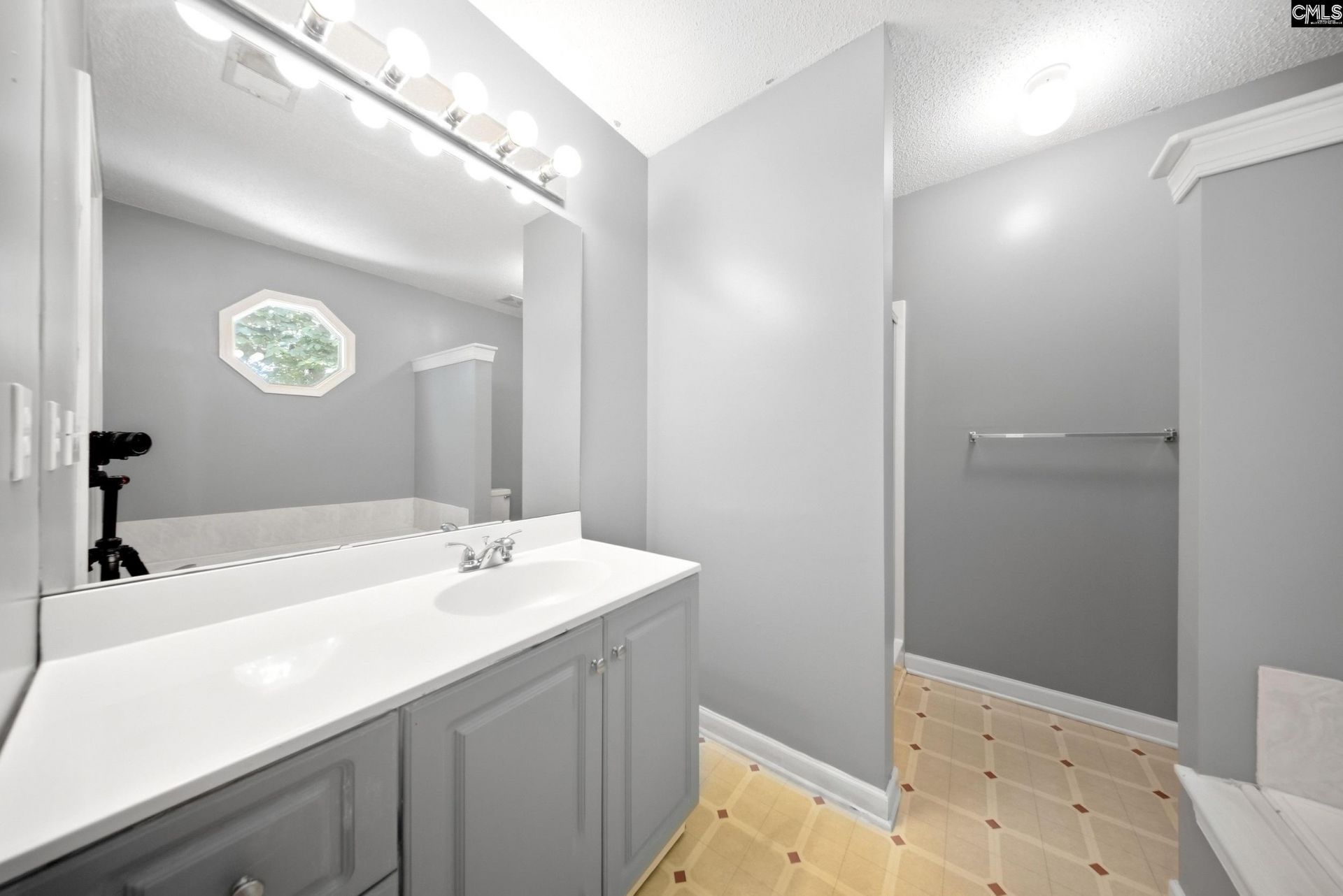 34 Kingsway Road Photo 22