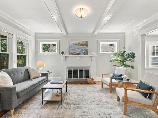 130 Oakley Road, Unit 130, Belmont, MA 02478