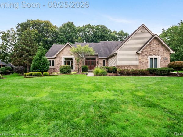 48925 Plum Tree Drive, Plymouth Township, Mi 48170