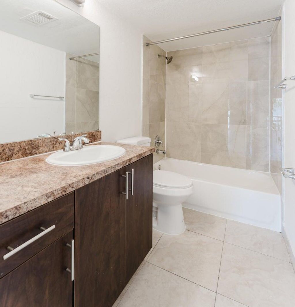 201 SW 7th Street, Unit 9, Boca Raton, FL 33432 Photo