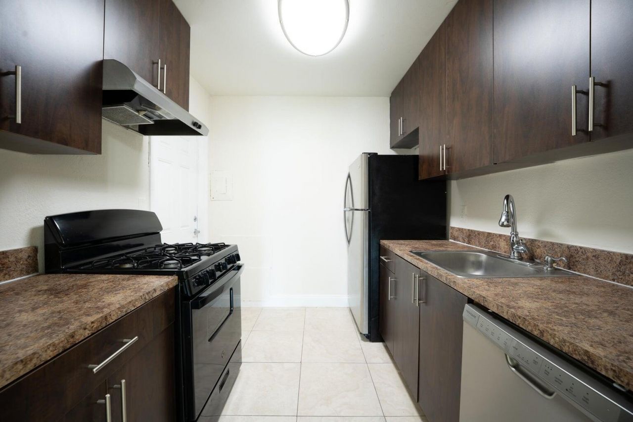 201 SW 7th Street, Unit 9, Boca Raton, FL 33432 Photo