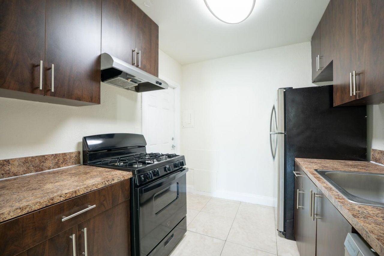 201 SW 7th Street, Unit 9, Boca Raton, FL 33432 Photo