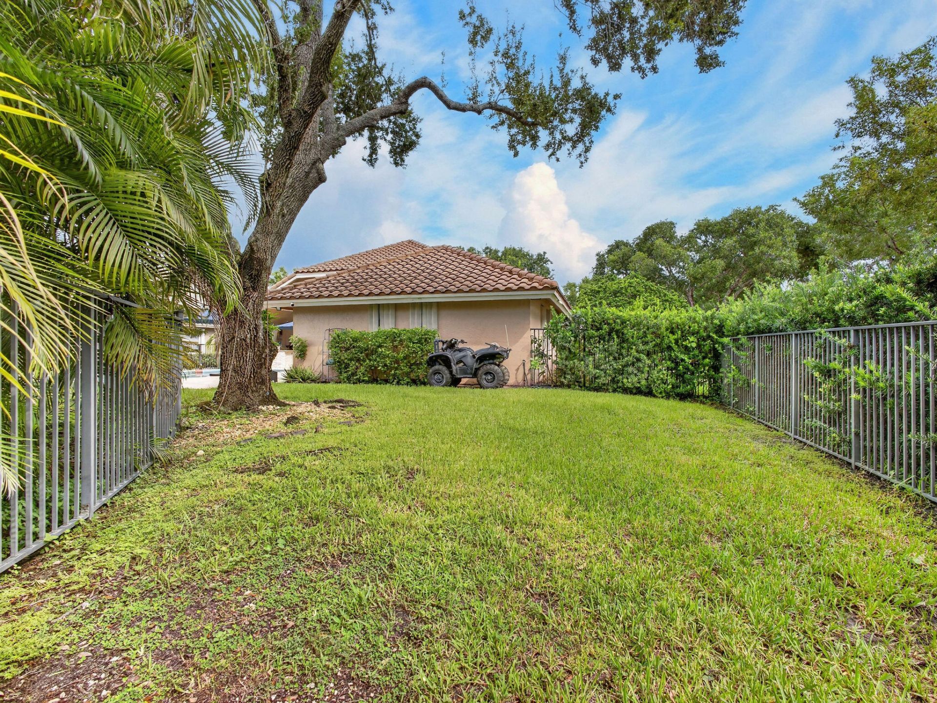 832 Waterview Drive, Weston, FL 33326 Photo