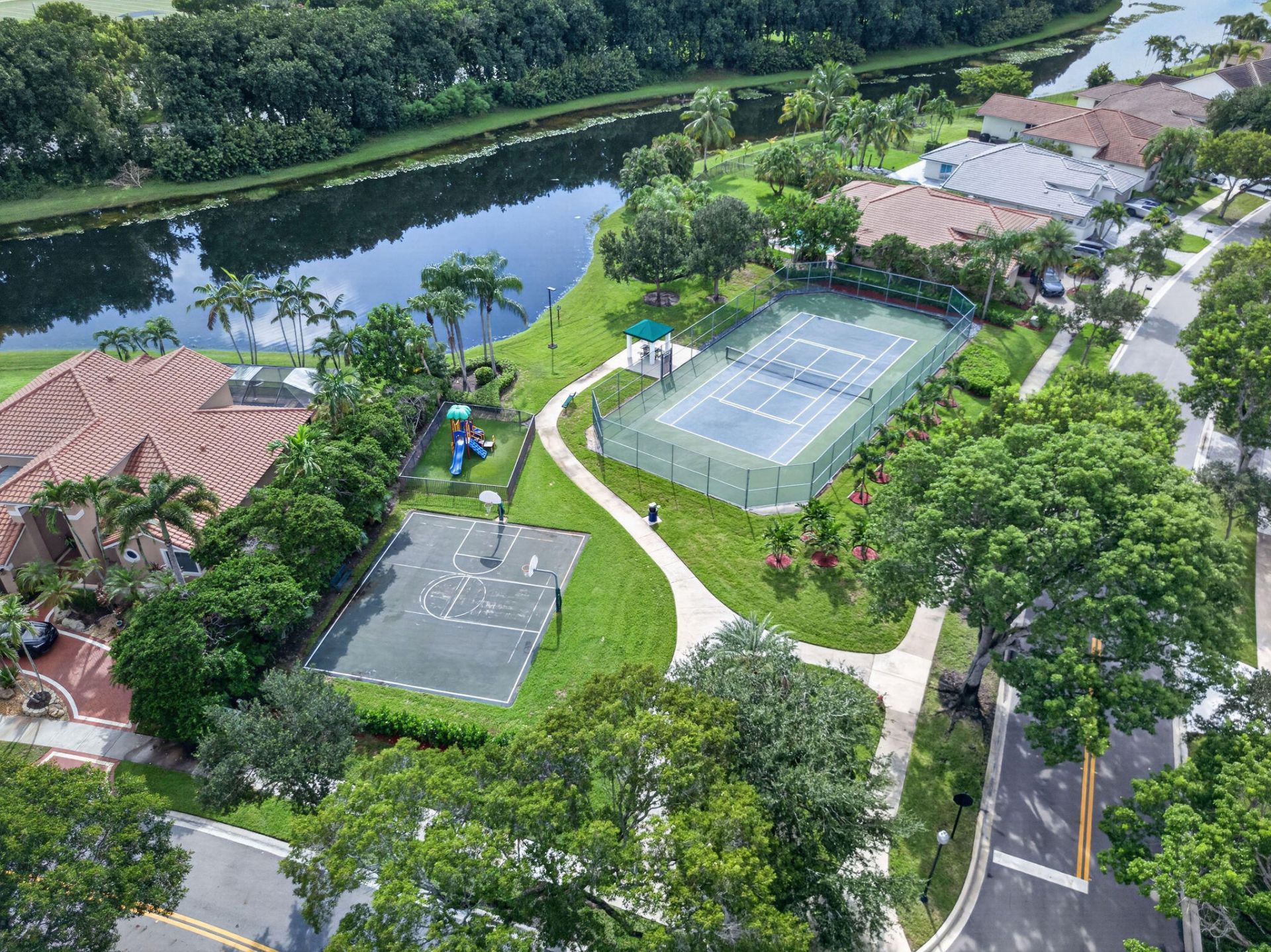 832 Waterview Drive, Weston, FL 33326 Photo