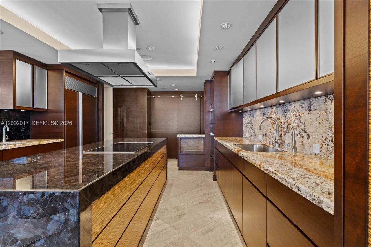 9999 Collins Ave, Unit 9J, Bal Harbour, FL 33154 Photo
