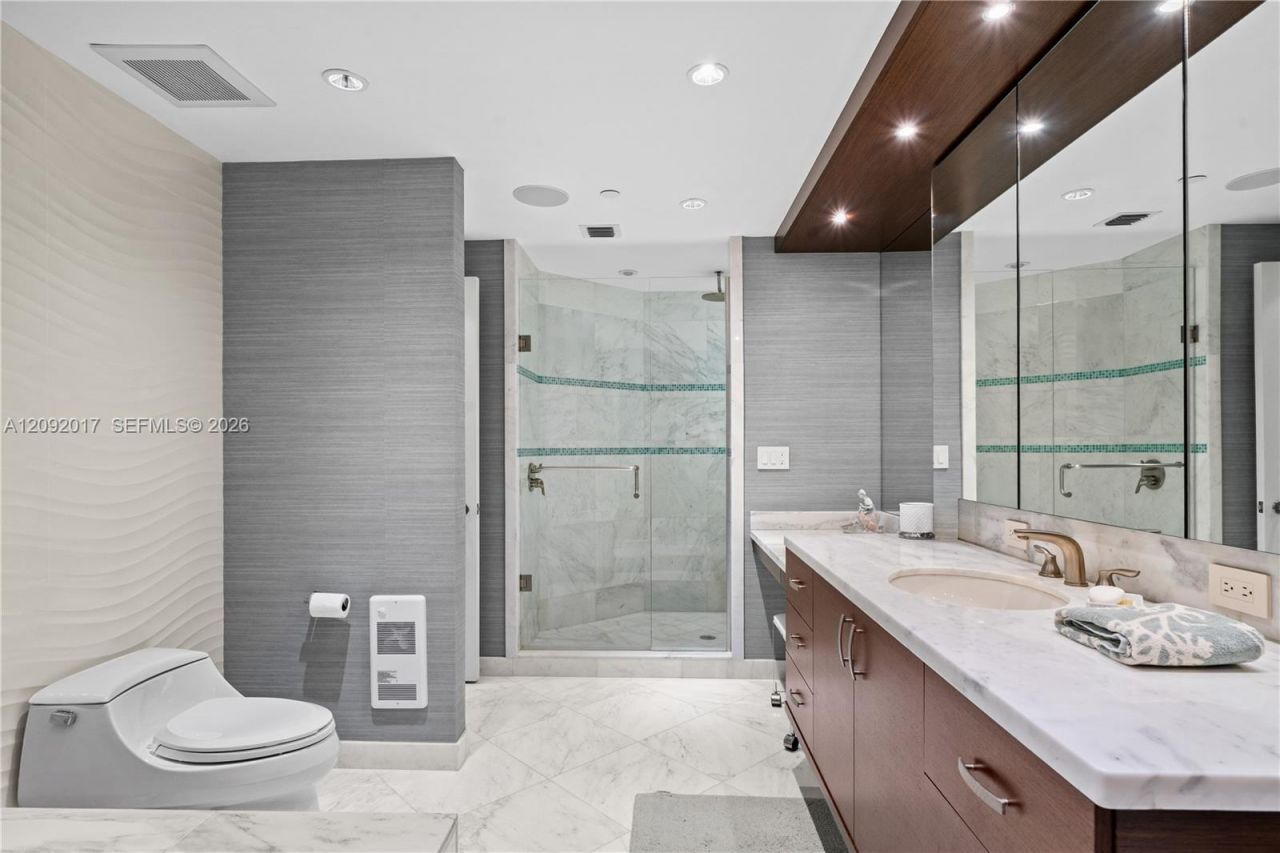 9999 Collins Ave, Unit 9J, Bal Harbour, FL 33154 Photo