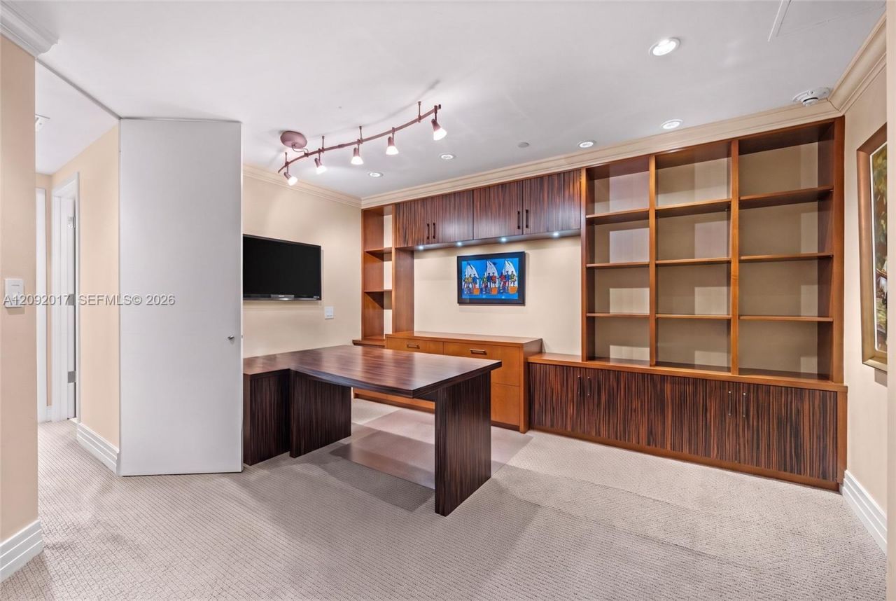9999 Collins Ave, Unit 9J, Bal Harbour, FL 33154 Photo