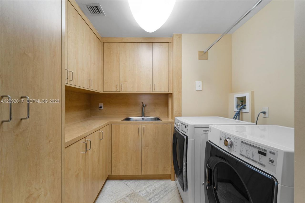 9999 Collins Ave, Unit 9J, Bal Harbour, FL 33154 Photo