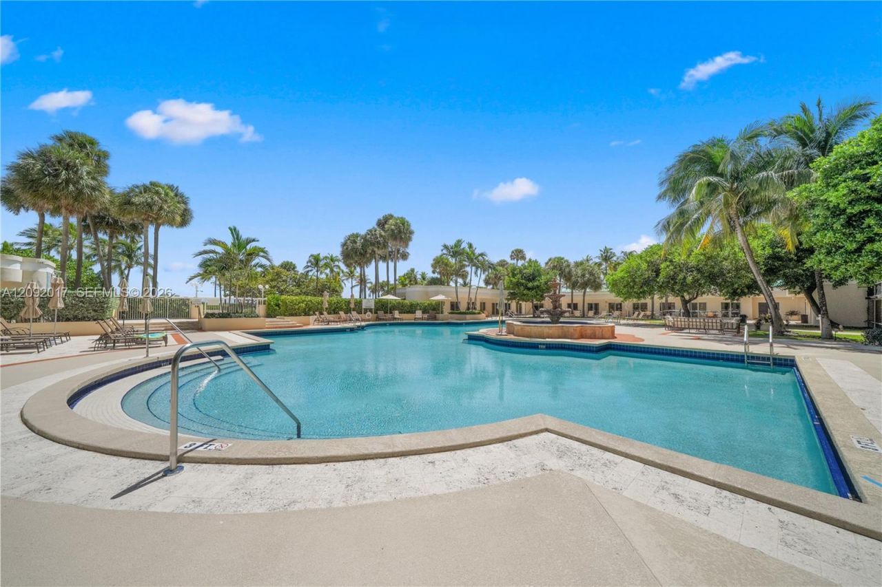 9999 Collins Ave, Unit 9J, Bal Harbour, FL 33154 Photo