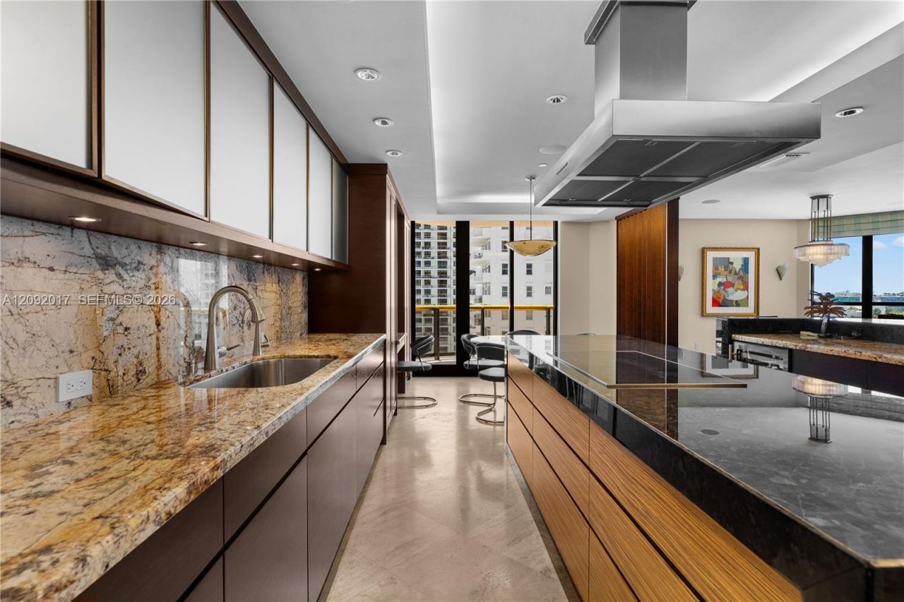 9999 Collins Ave, Unit 9J, Bal Harbour, FL 33154 Photo