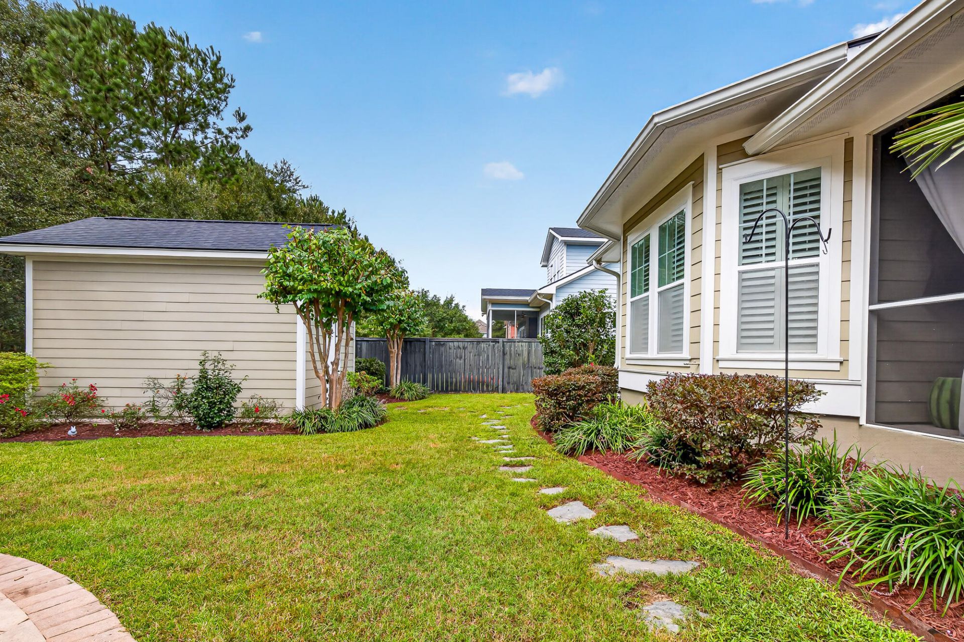 803 Buckler Street Photo 122