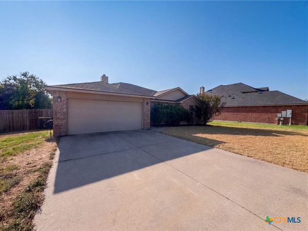 707 Pumpkin Drive , Temple, TX 76502