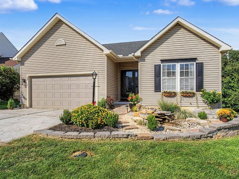 40 teil tree, Monroe, OH 45050 Photo 1