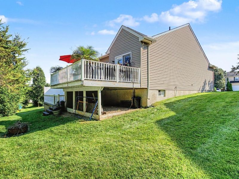 40 teil tree, Monroe, OH 45050 Photo 4