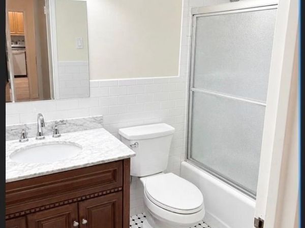 2 Bay Club Drive, Unit 10K, Bayside, NY 11360