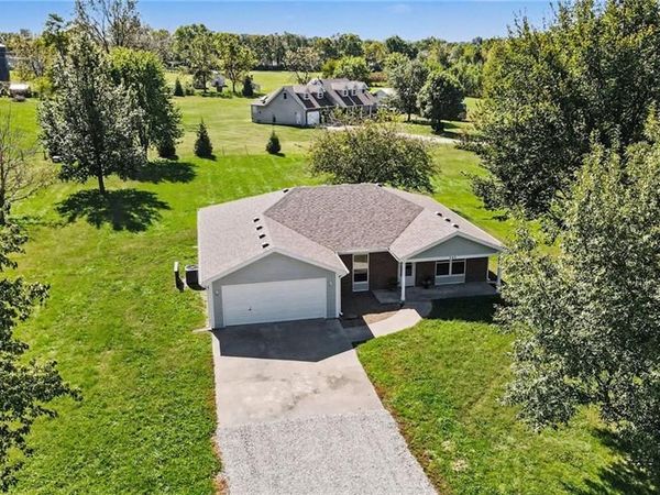 503 Howard Road, Trimble, MO 64492
