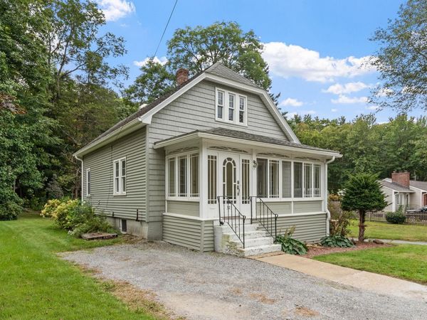 323 Pearl St, Gardner, MA 01440