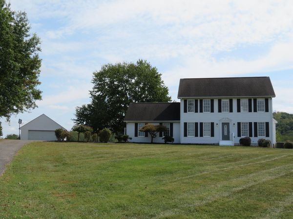 1420 Mill Iron RD , Goodview, VA 24095