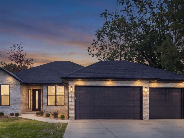 5713 S Cloverdale Lane , Battlefield, MO 65619