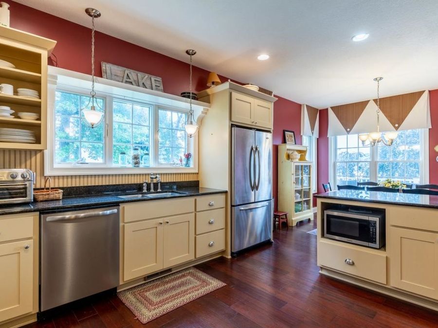 Property Image 8