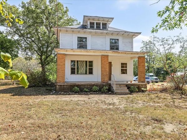 502 N 3rd , Okemah, OK 74859