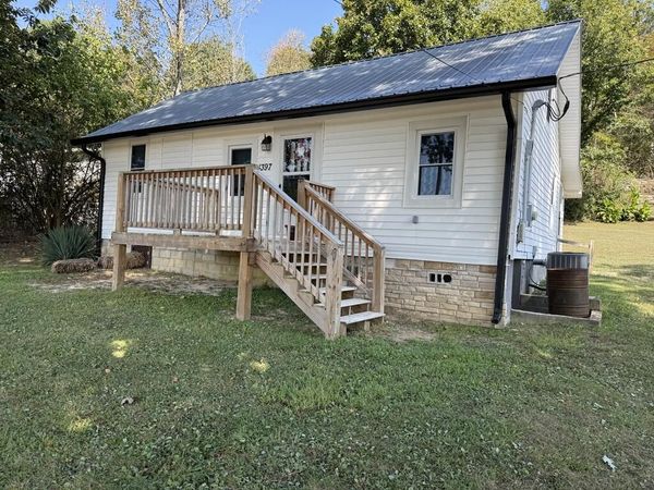 4397 Round Mountain Road, Jamestown, TN 38556