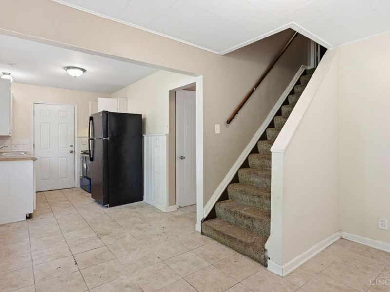 6814 Warder Drive, Springfield Township, OH 45224 Photo 3