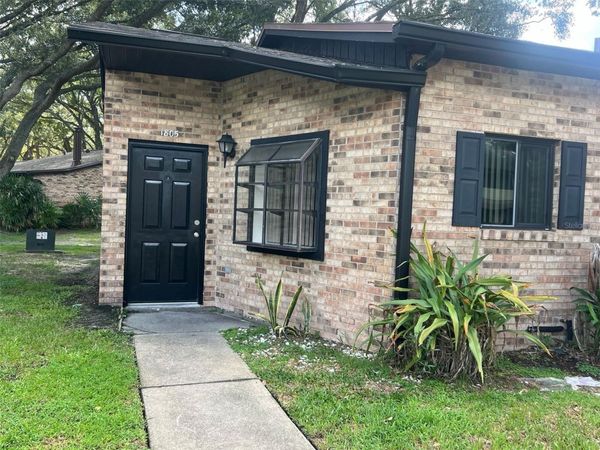 1805 FOXHALL CIRCLE, KISSIMMEE, FL 34741