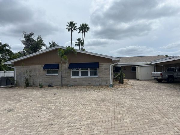 365 CAPRI BOULEVARD , TREASURE ISLAND, FL 33706