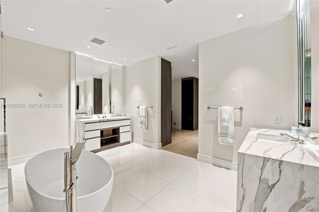 725 S Ocean Blvd , Unit 105, Boca Raton, FL 33432 Photo
