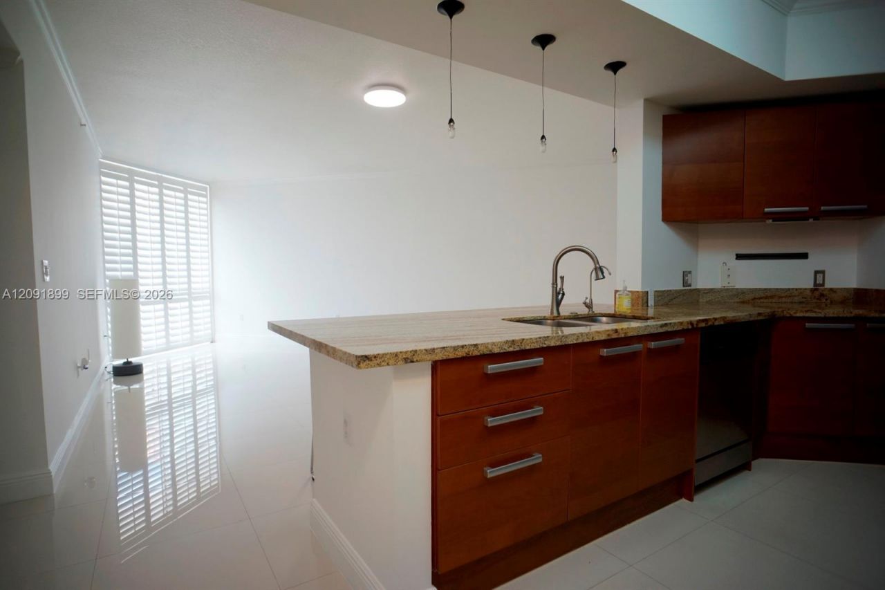 2030 S Douglas Rd , Unit 712, Coral Gables, FL 33134 Photo