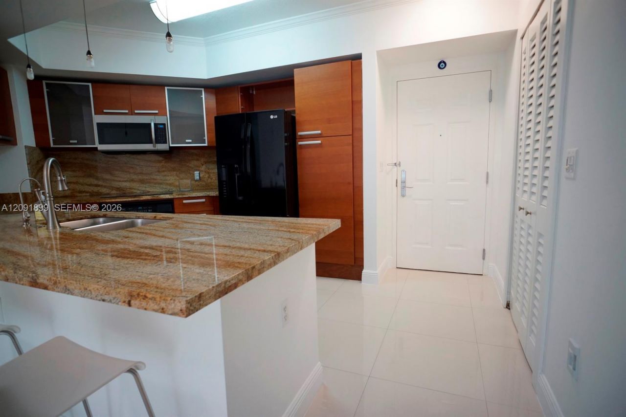 2030 S Douglas Rd , Unit 712, Coral Gables, FL 33134 Photo