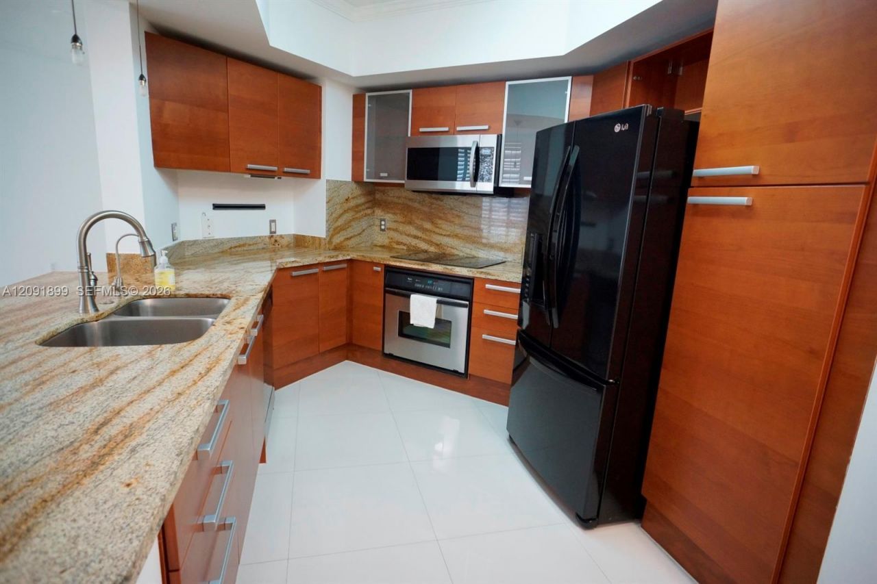 2030 S Douglas Rd , Unit 712, Coral Gables, FL 33134 Photo