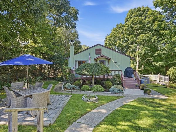 14 Young Street , Cortlandt Manor, NY 10567